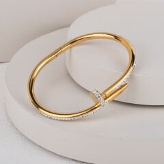 Çelik Taşlı Çivi Kelepçe Bileklik 17 cm