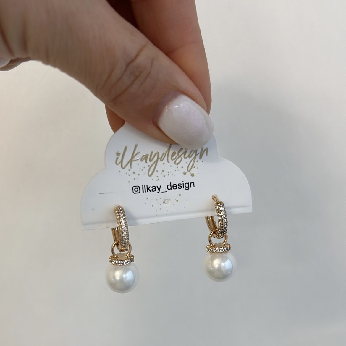 Vip Seri Taşlı İncili Halka Küpe