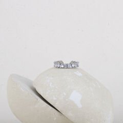 Özel Seri Zirkon Taşlı Kalpli Tamtur Yüzük (AYARLI)