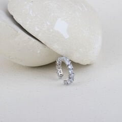 Özel Seri Zirkon Taşlı Kalpli Tamtur Yüzük (AYARLI)