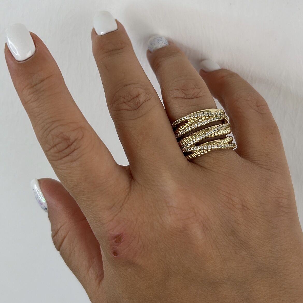 Vip Seri Zirkon Taşlı Sarmal Yüzük