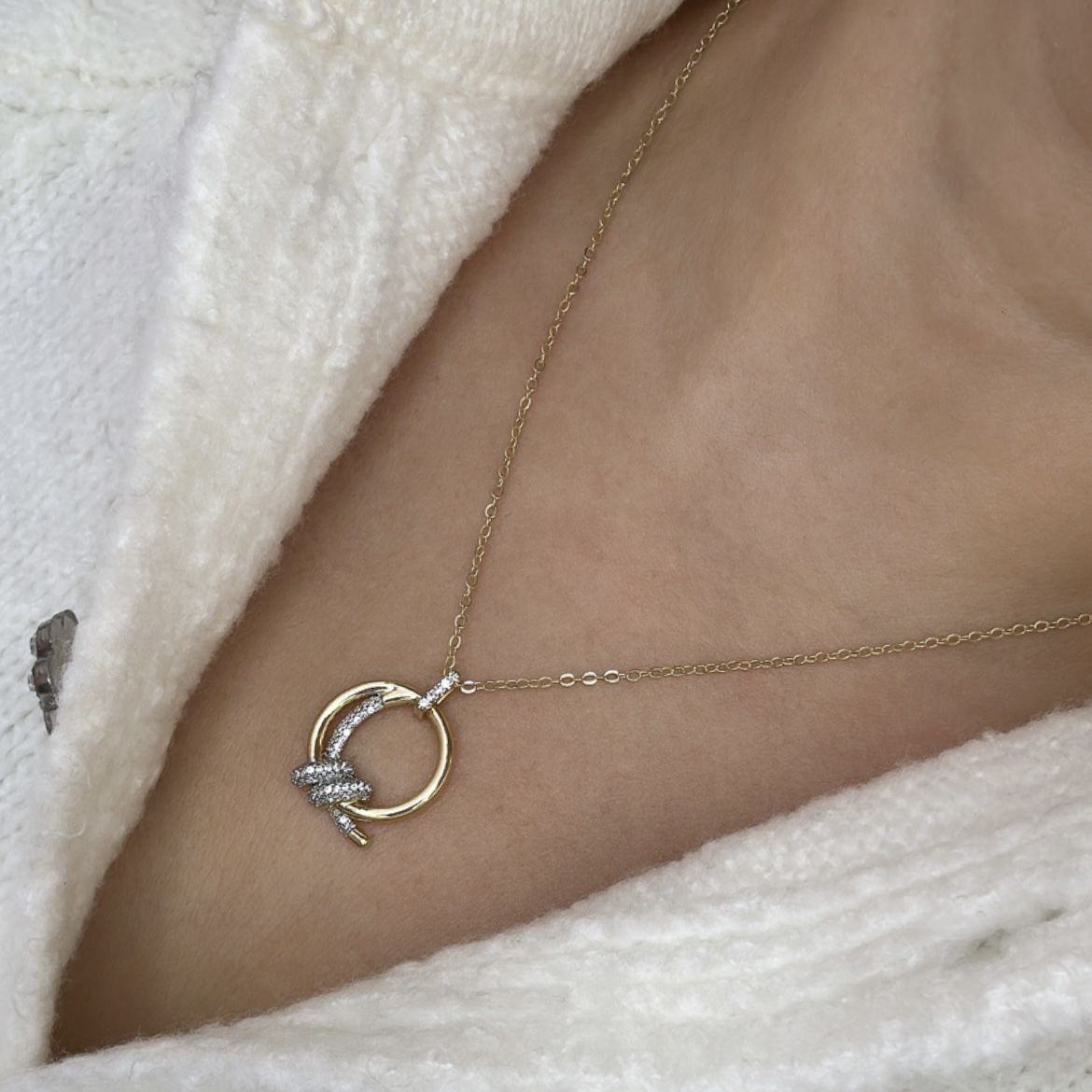 Özel Seri Zirkon Taşlı Düğüm Kolye 50cm