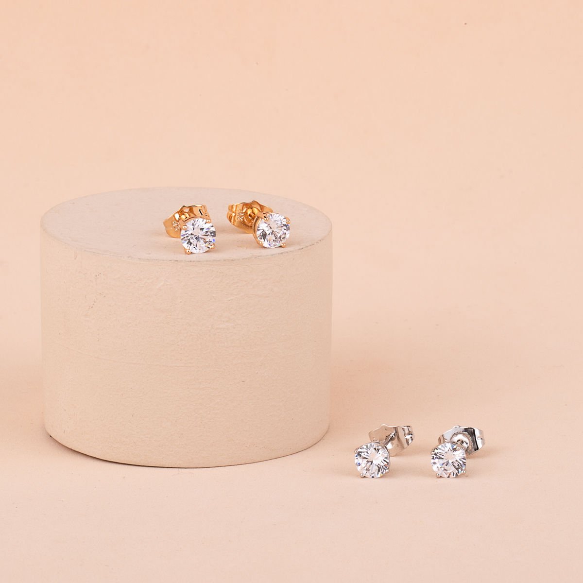 Vip Seri Tek Taş Küpe 5mm