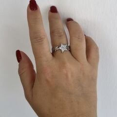 Özel Seri Zirkon Taşlı Yıldızlı Yüzük (ayarlı)