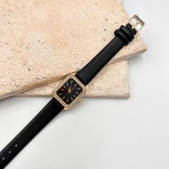 Zirkon Taşlı Köşeli Siyah Saat