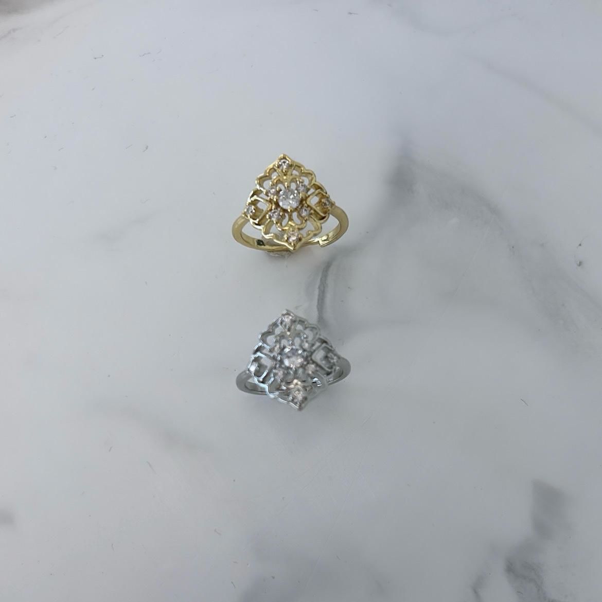 Özel Seri Zirkon Taşlı Yüzük Ayarlı