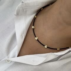 Özel Seri Siyah Kum Boncuklu Kolye 43 cm