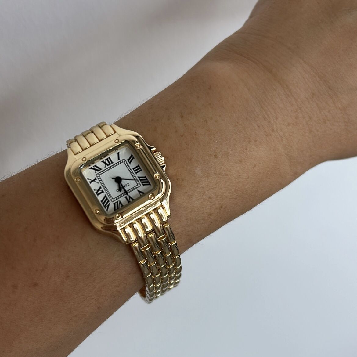 Gold 3cm  Kare Kadranlı Saat