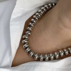 Özel Seri Taşlı Gümüş Renkli Toplu Boncuklu Kolye 49cm