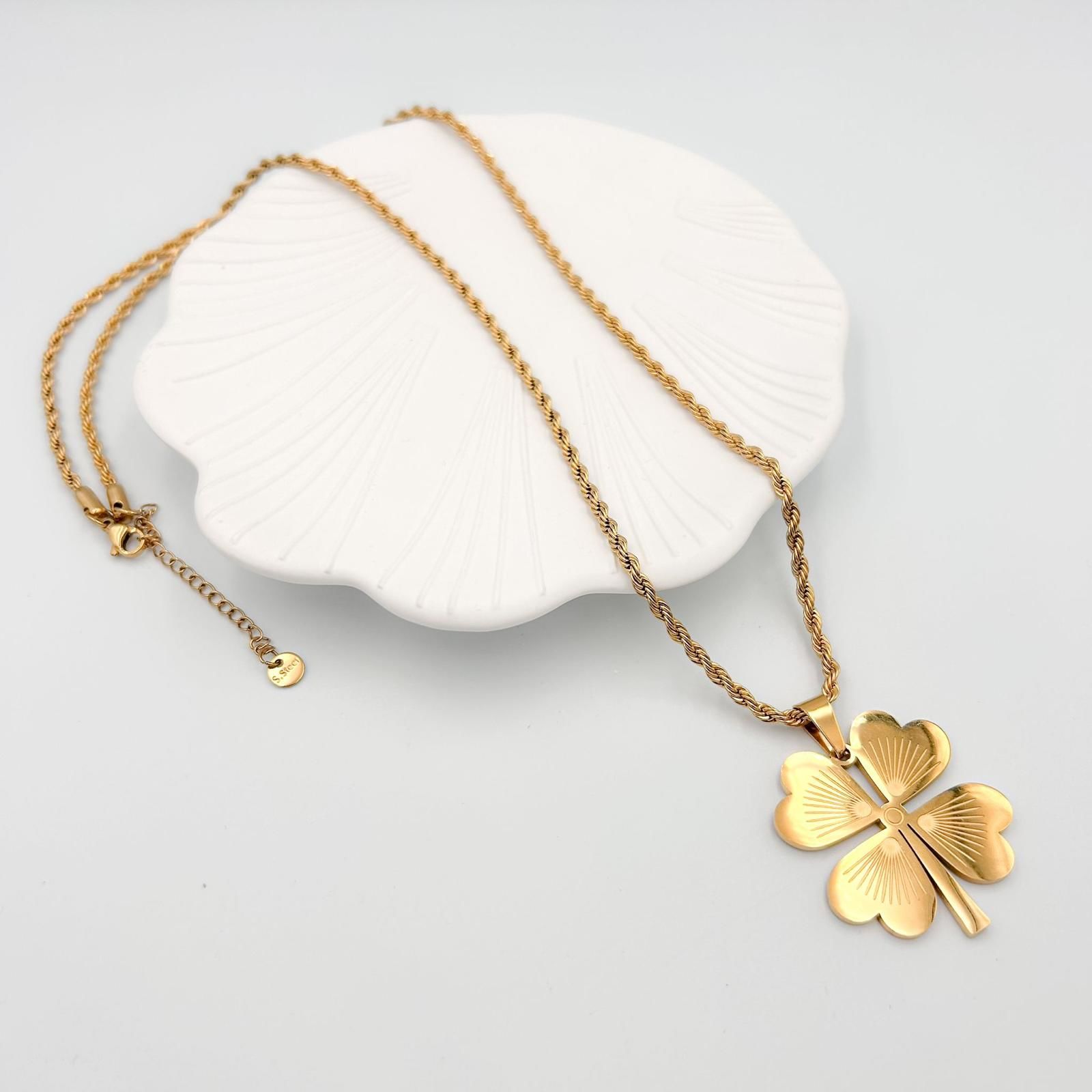 Çelik Burgulu Yonca kolye 65 cm