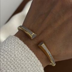 Özel Seri Zirkon Taşlı İthal Kelepçe 17cm