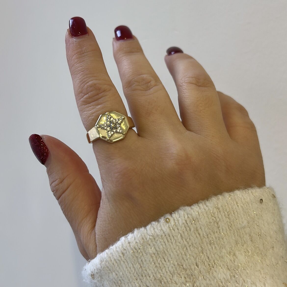 Özel Seri Yıldızı Plaka Yüzük (ayarlı)