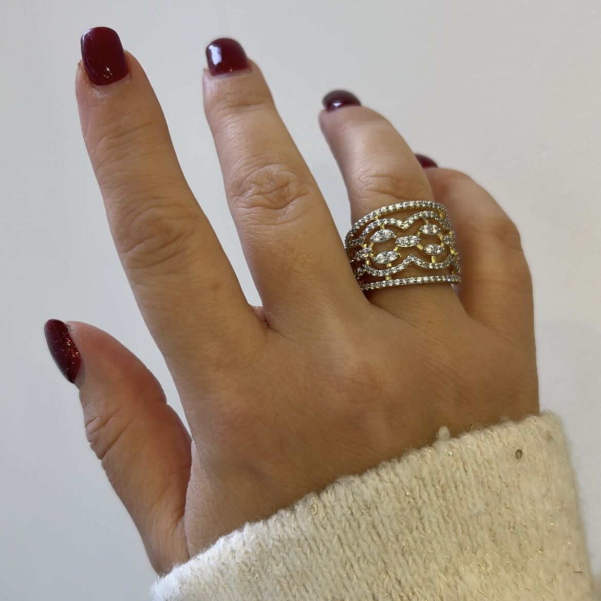 Özel Seri Zirkon Taşlı Kalın Desenli Yüzük (ayarlı)