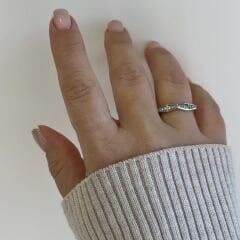 Özel Seri Zirkon Taşlı Köşeli Yüzük Ayarlı