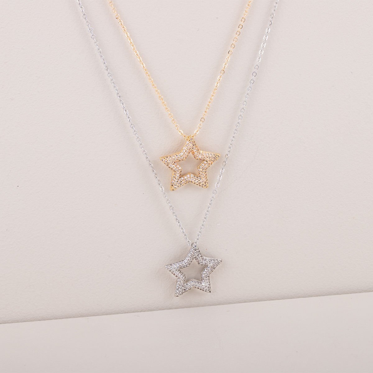 Özel Seri Zirkon Taşlı Yıldız Kolye 45cm