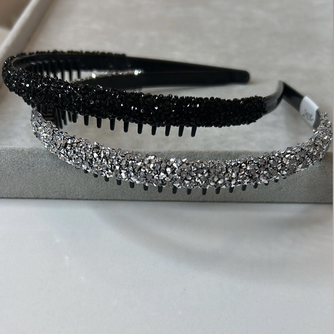 Taşlı Taraklı Taç