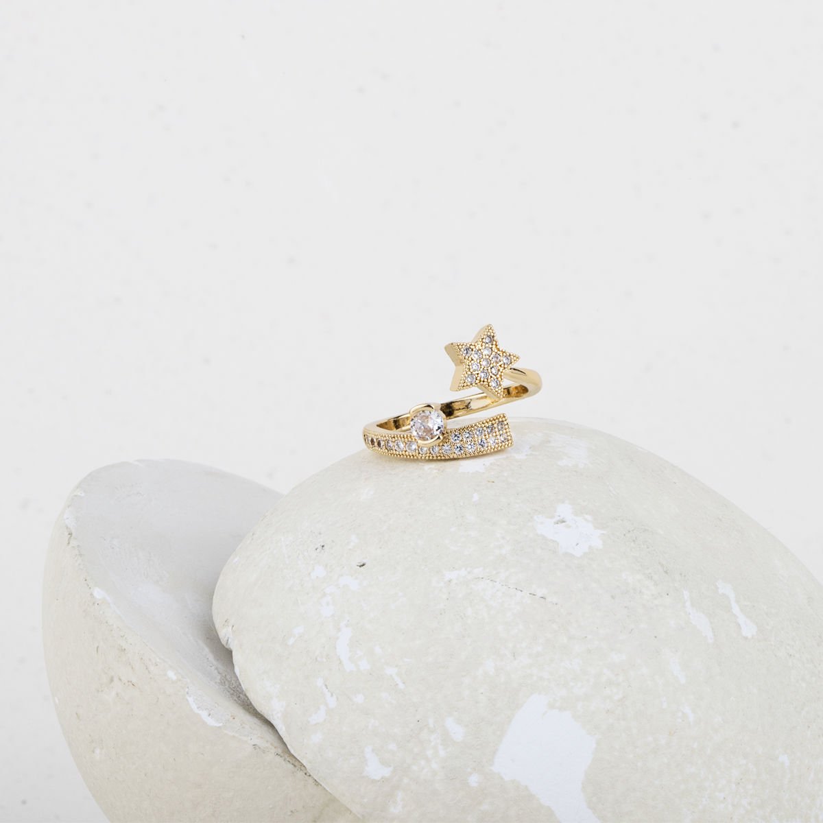 Özel Seri Zirkon Taşlı Yıldız Yüzük (AYARLI)