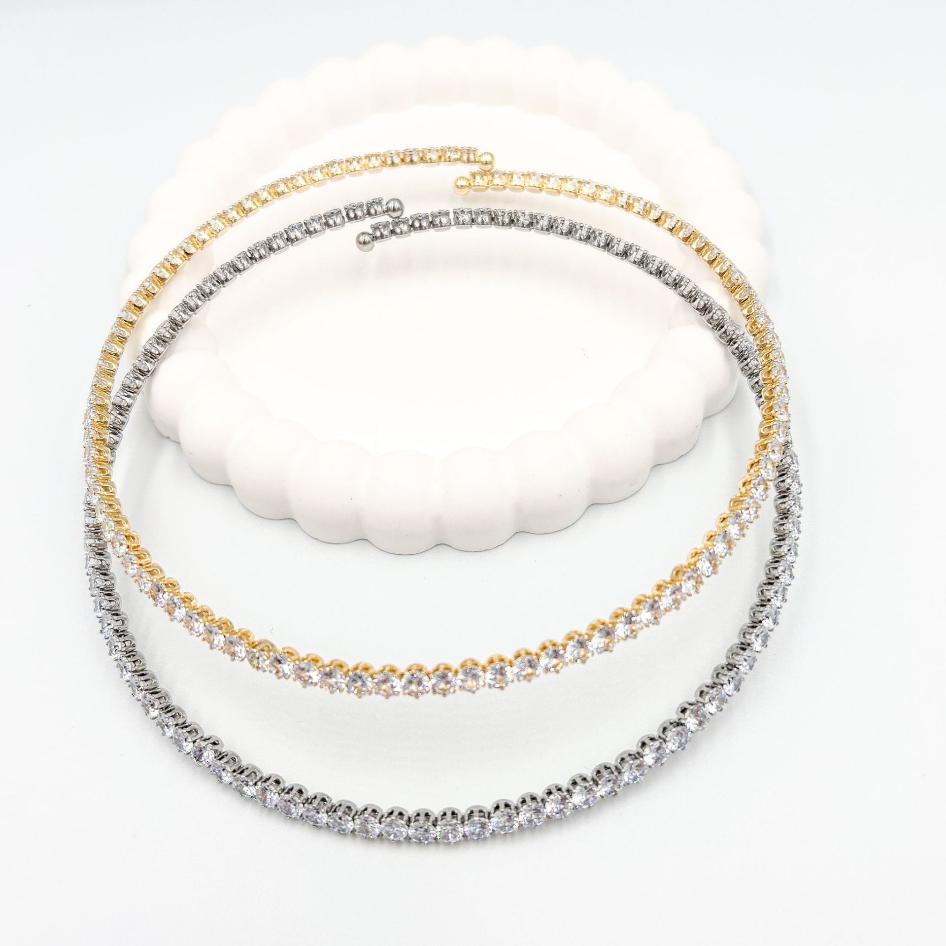 Özel Seri Zirkon Taşlı Yaylı Choker Su Yolu Kolye