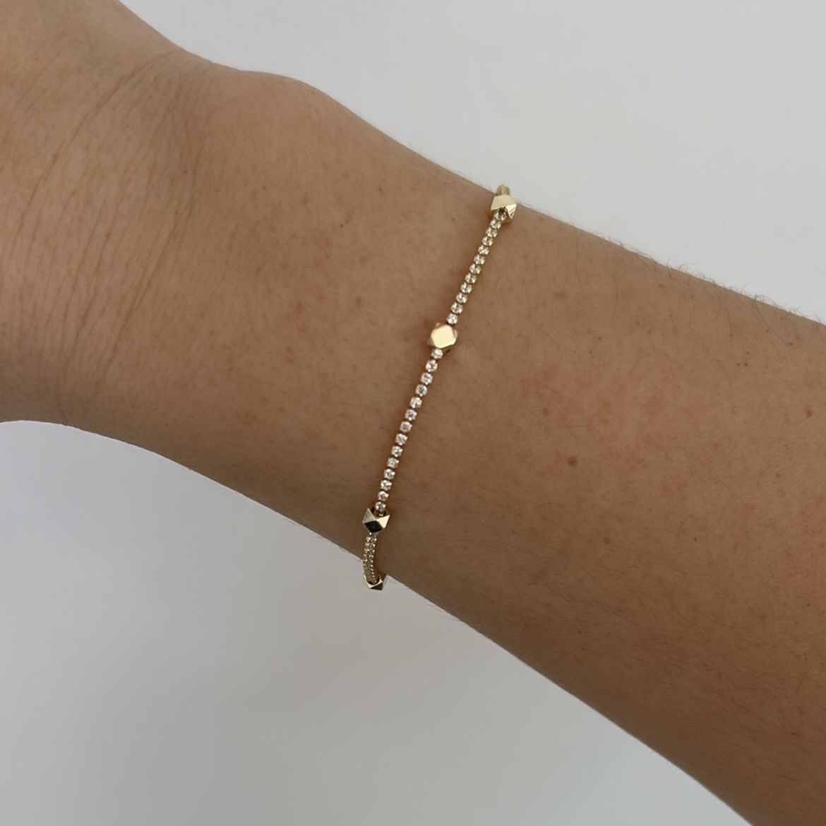 Özel Seri Zirkon Taşlı Küp Detaylı Su Yolu 17cm