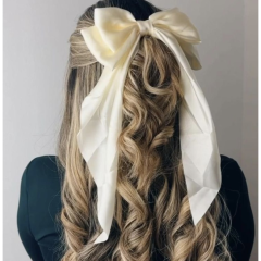 Saten Kumaş Fiyonklu Toka