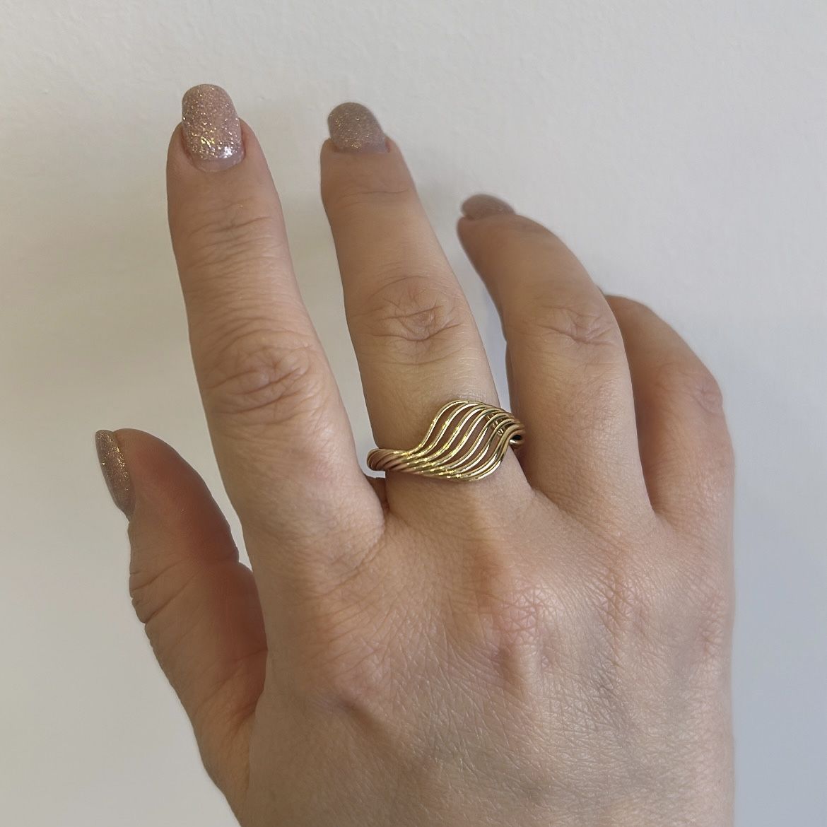 Özel Seri Kıvrımlı Yüzük Ayarlı