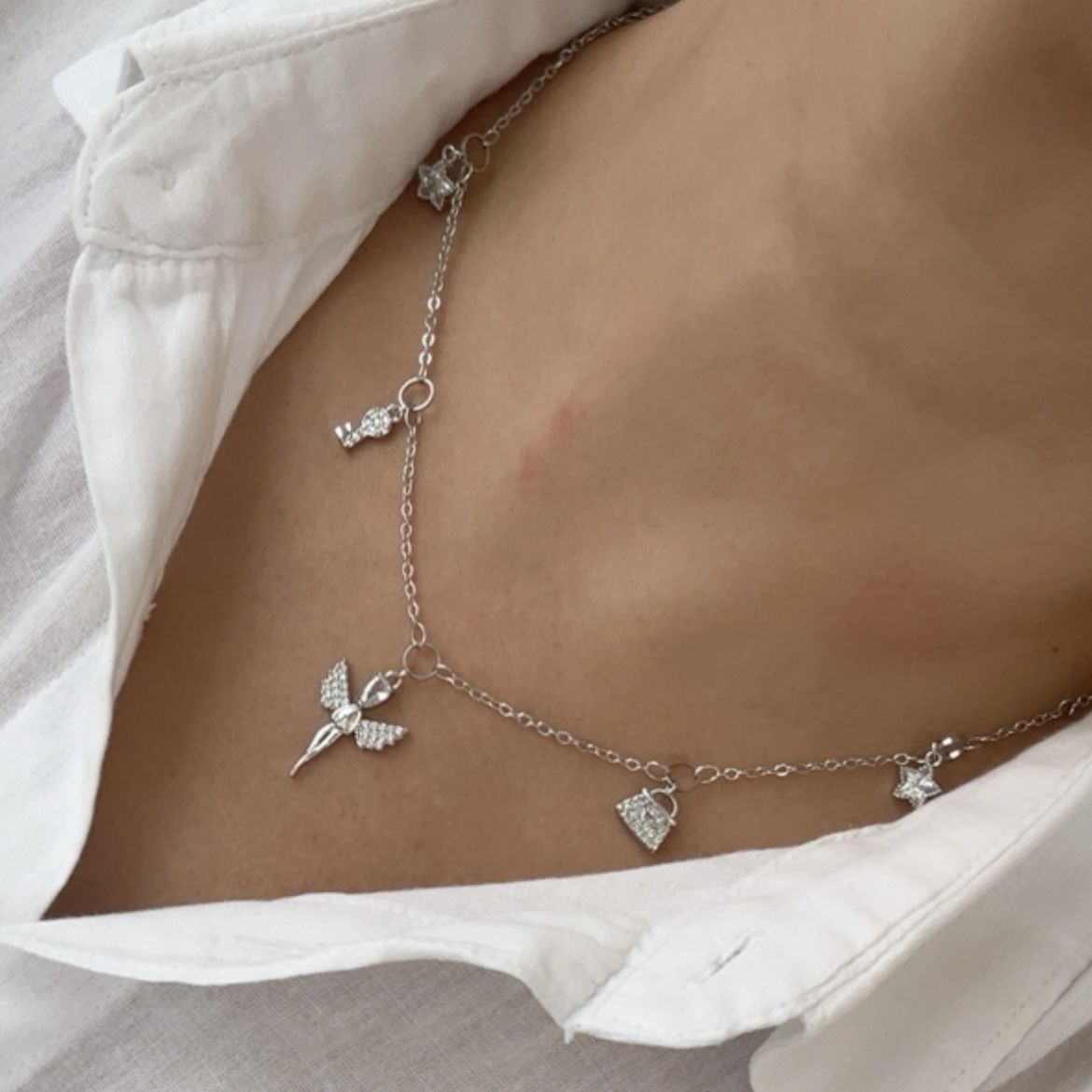 Özel Seri Zirkon Taşlı  Melek Charmlı Kolye 45cm