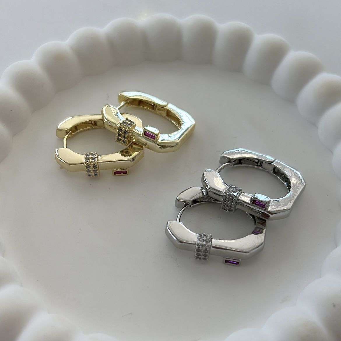 Özel Seri Köşeli Oval Baget Küpe 2,5cm