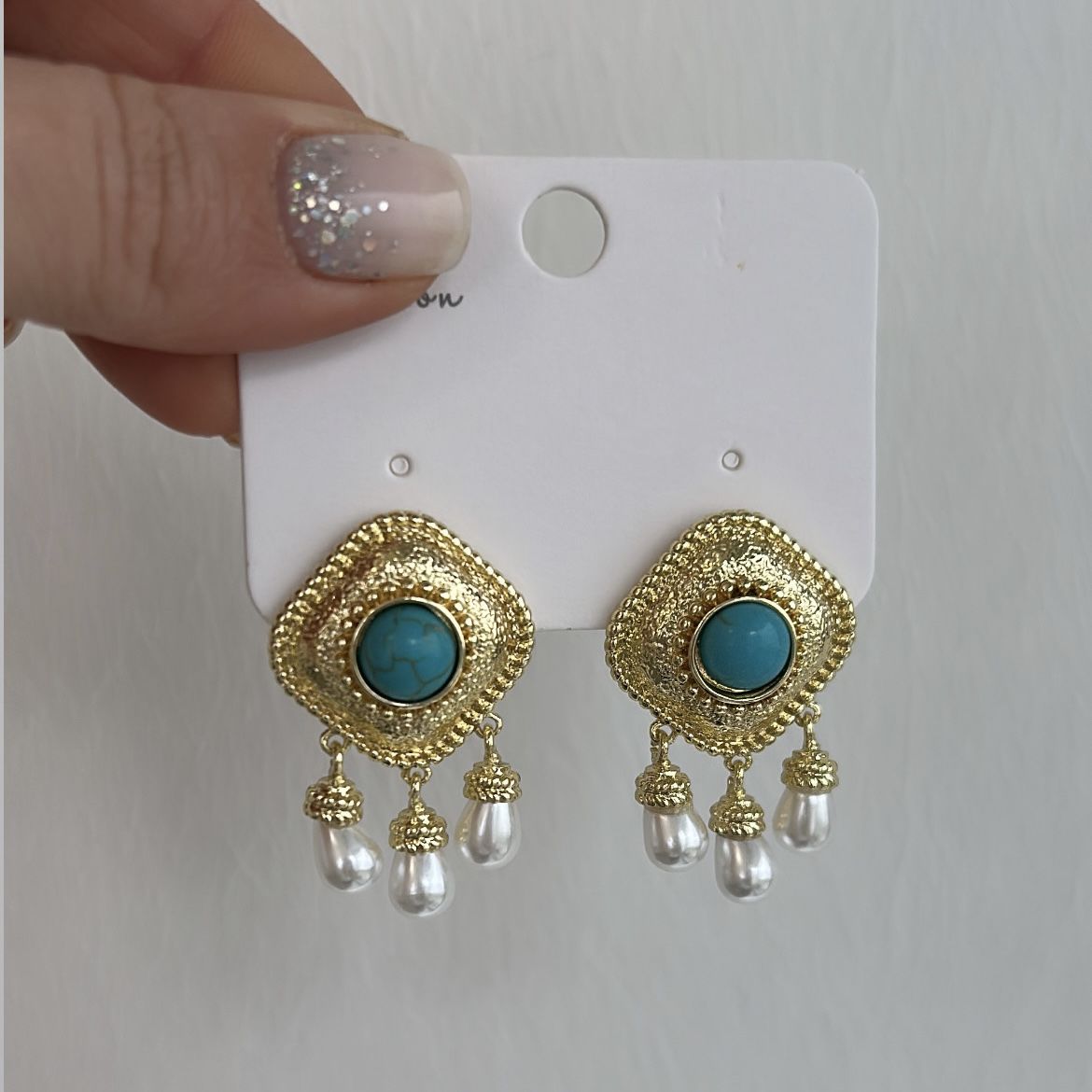 Özel Seri Mavi Boncuklu İncili Küpe