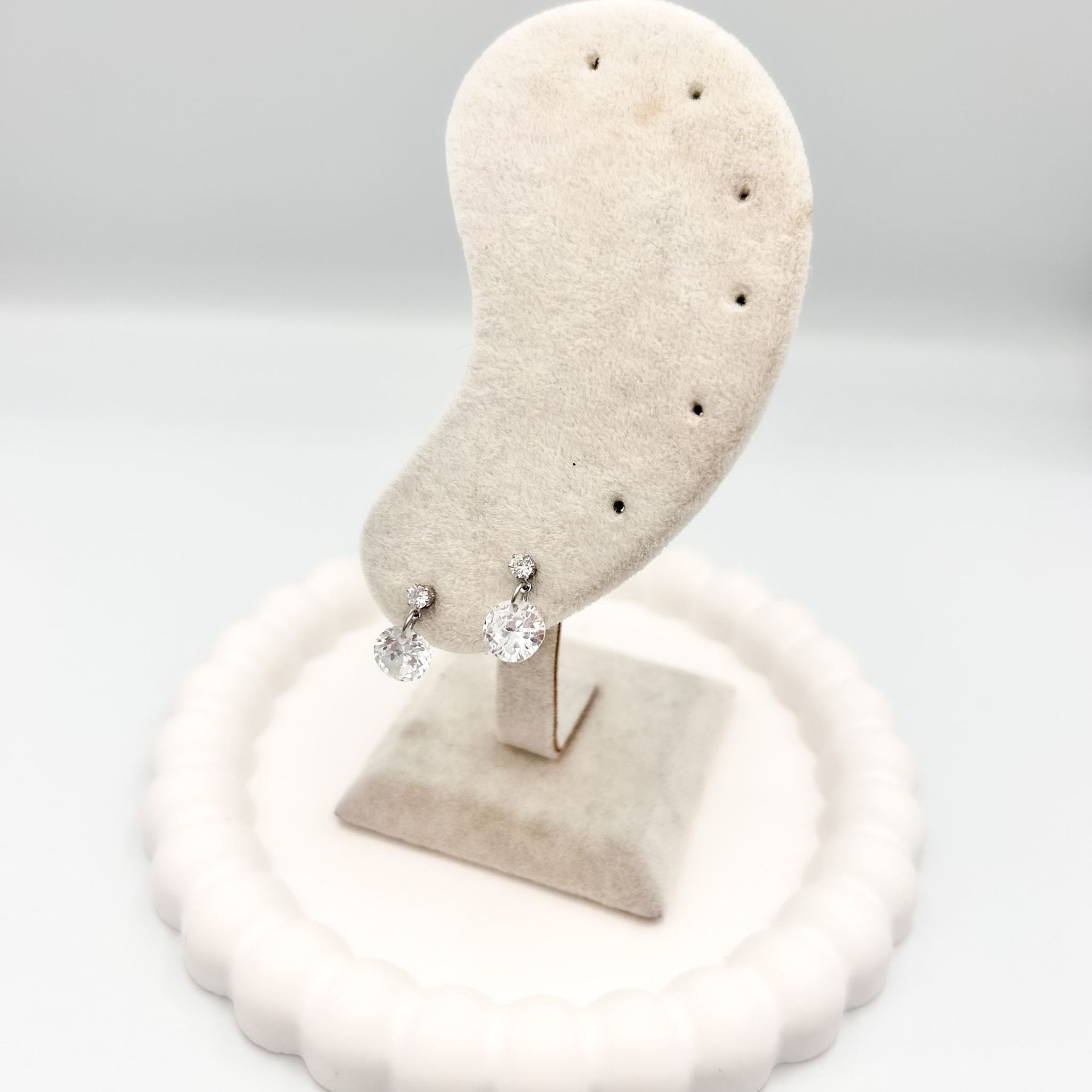 Özel Seri Zirkon Taşlı küpe Gümüş